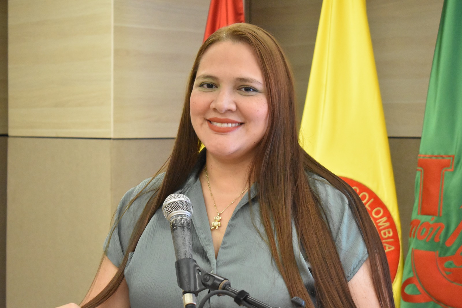Katyna M. Costa Castro